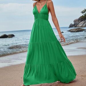 Shein Kelly Green Spaghetti Strap Tiered Maxi Dress Womens Size L
